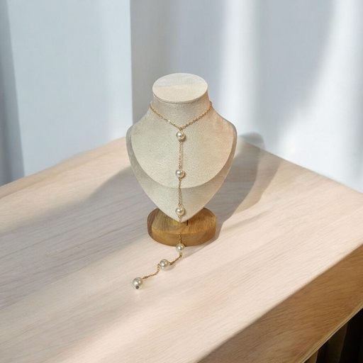 Collier long avec perles, chaîne dorée